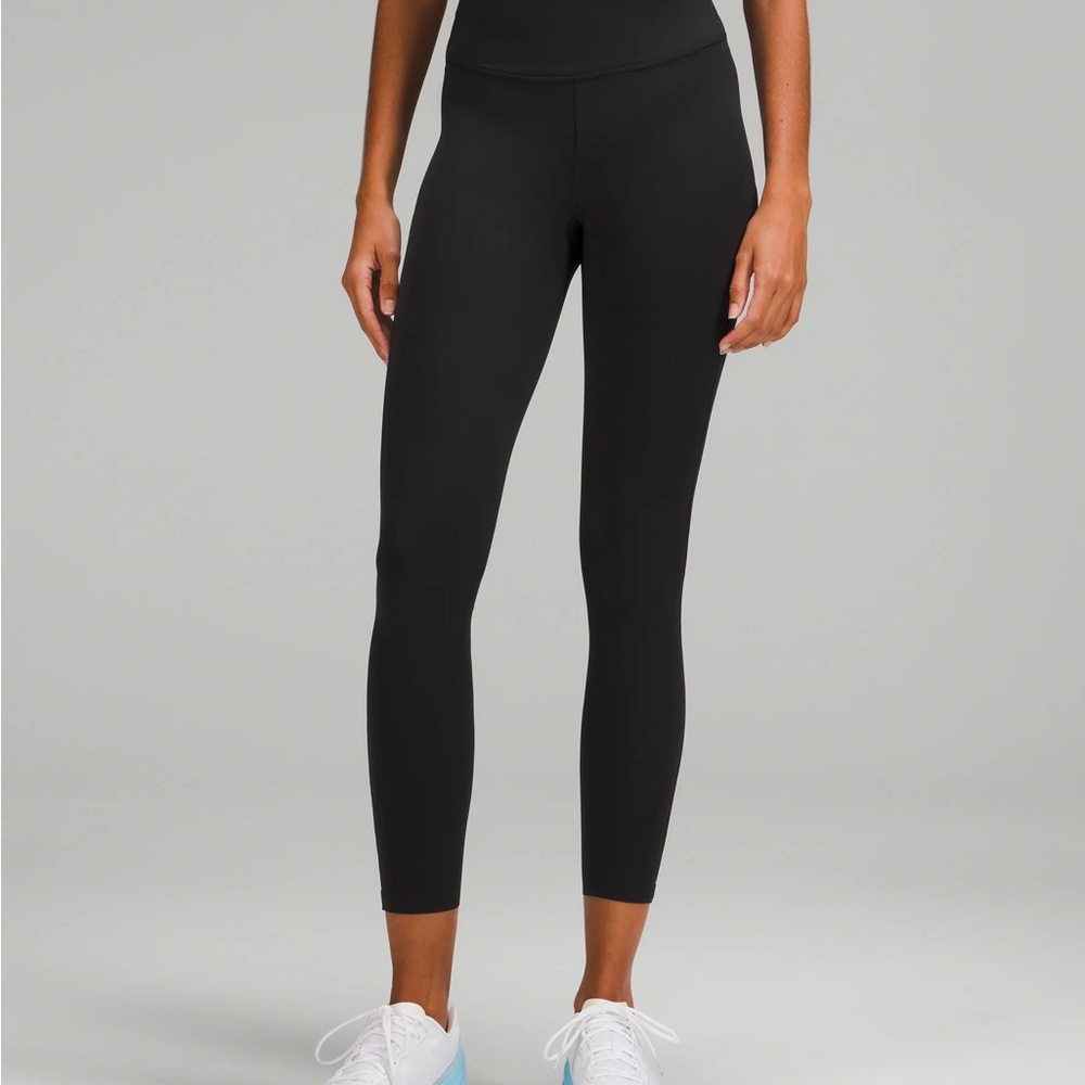 Like New Lululemon Base Pace High-Rise Tight 25" Black Leggings